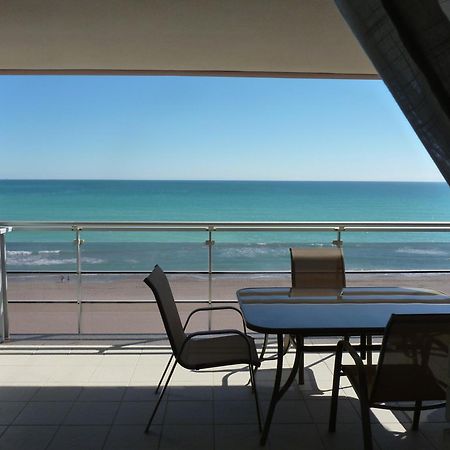 Apartamentos Deluxe Peñíscola エクステリア 写真